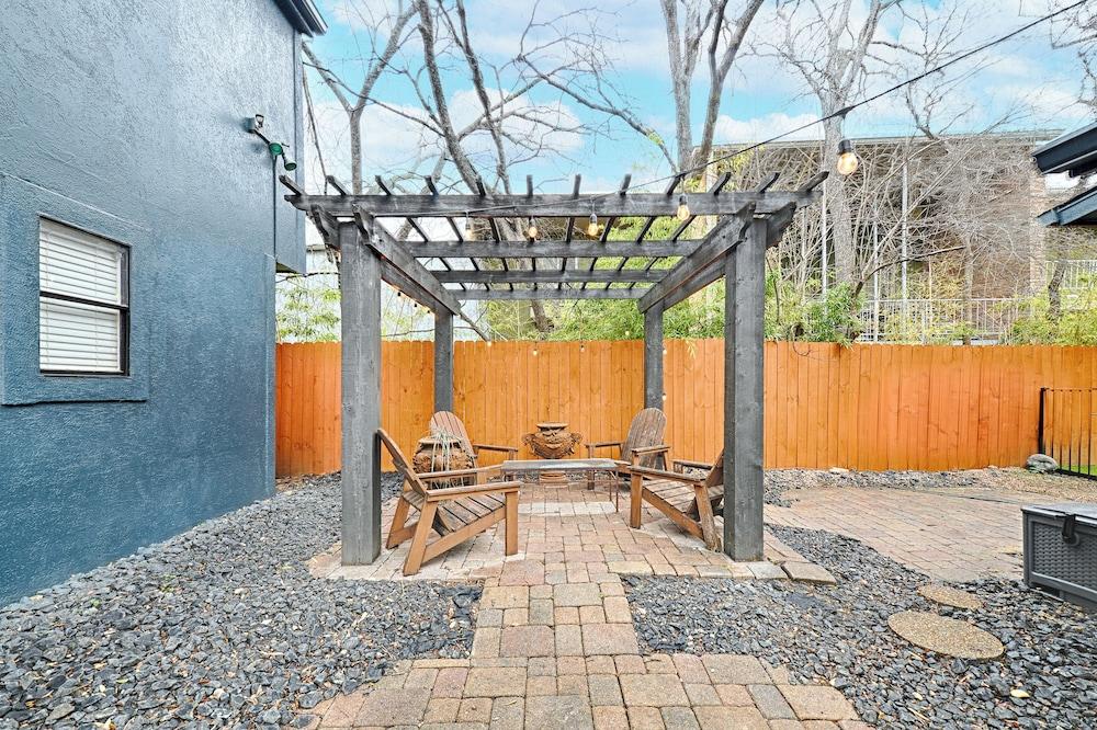 Heart of Austin Hideaways photo 23