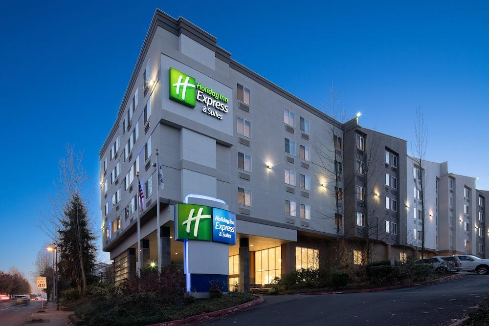 Holiday Inn Express Hotel & Suites SeaTac by IHG photo 36
