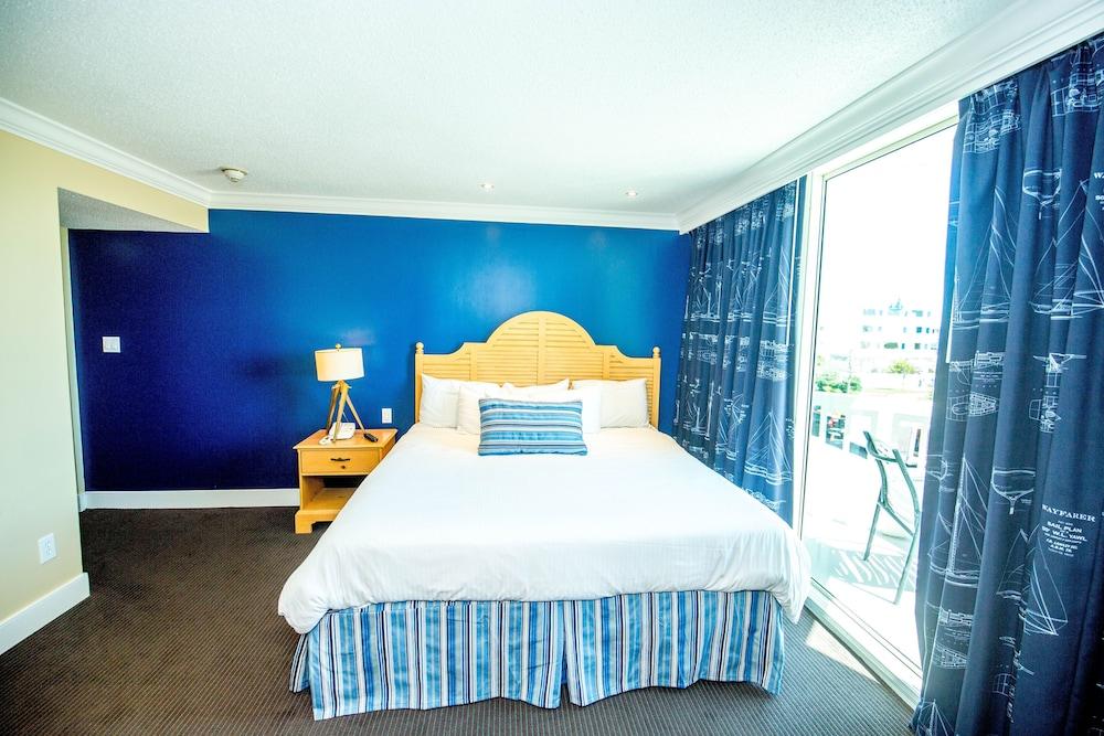 Port Royal Oceanfront Hotel photo 8