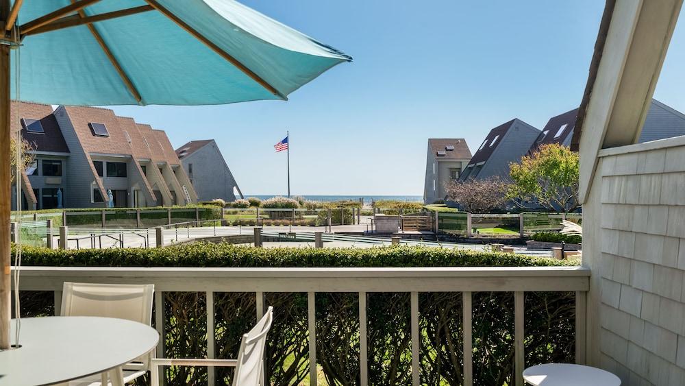 The Surf Club photo 55