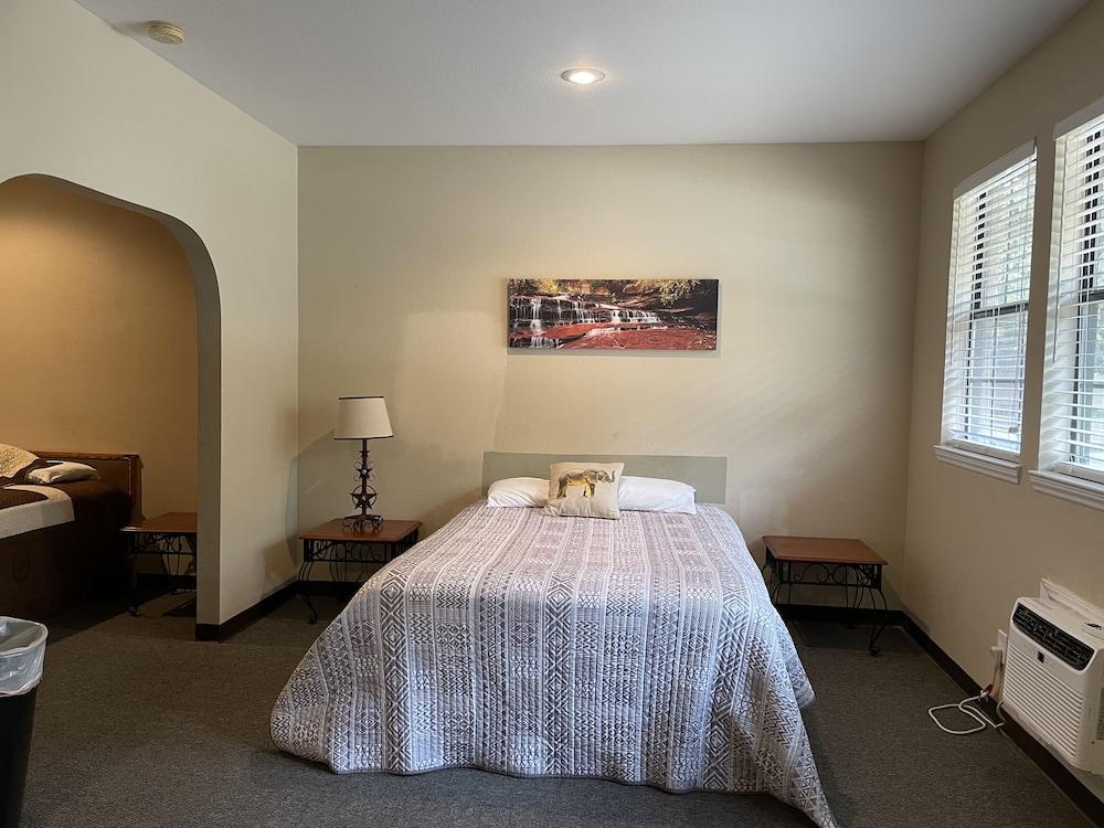 The Ranch Suites photo 12