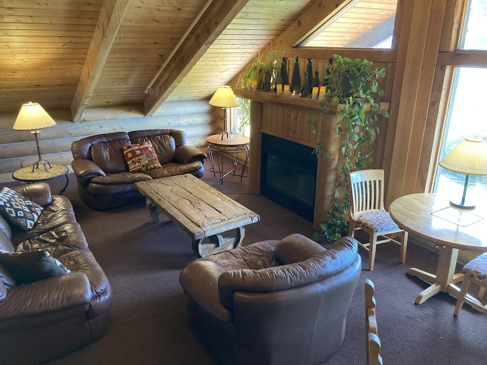 The Boulder Creek Lodge photo 4