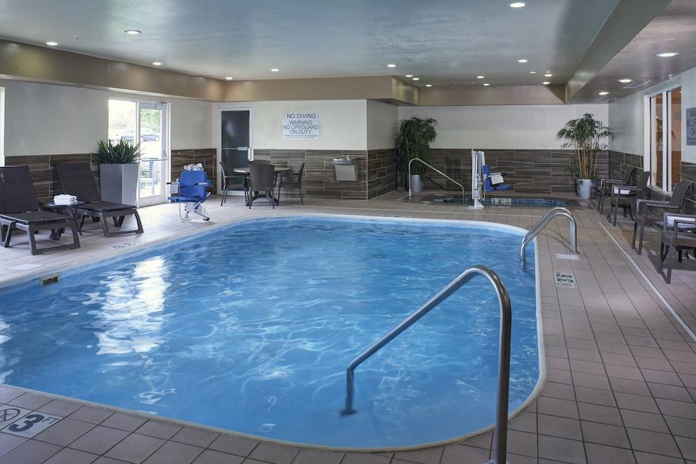 Fairfield Inn by Marriott Richmond photo 12