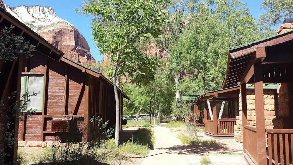 Zion Lodge - Inside The Park photo 30