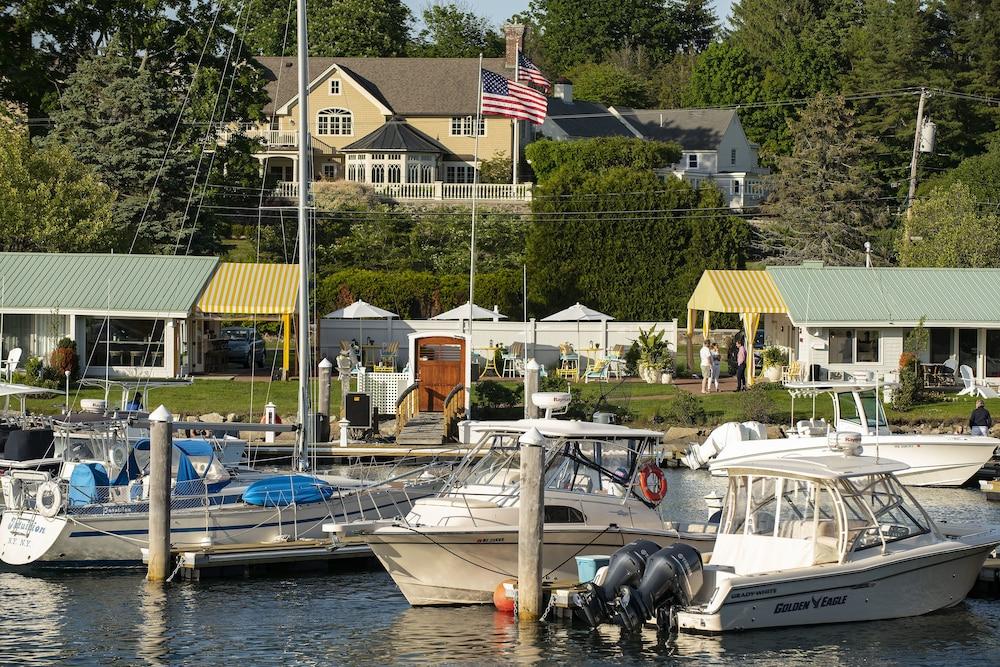 Yachtsman Hotel & Marina Club photo 57