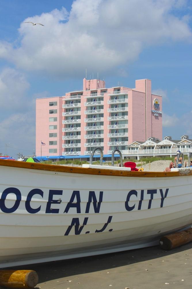 Port-O-Call Hotel photo 29