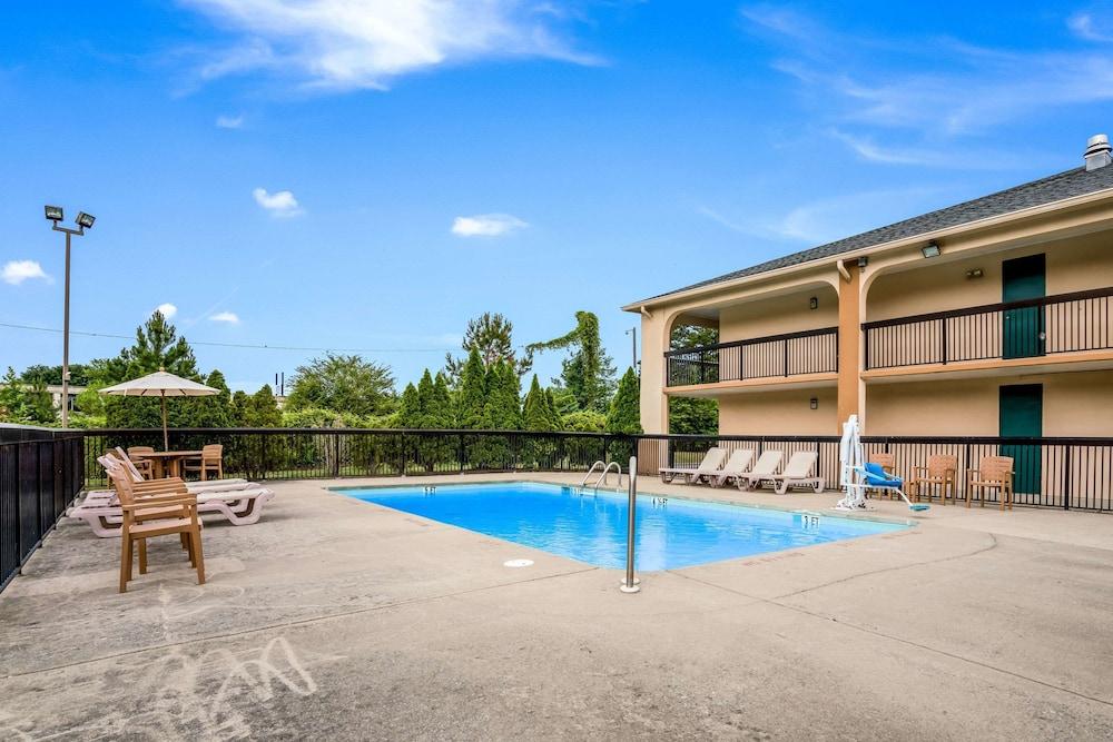 Quality Inn Battleboro - Rocky Mount photo 25
