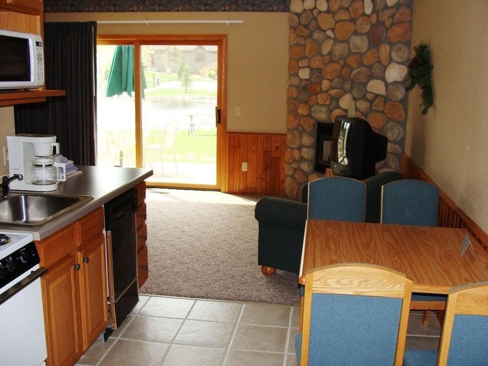 Kavanaugh's Sylvan Lake Resort photo 15