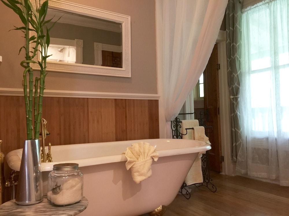 Eureka Zen Cottages photo 99