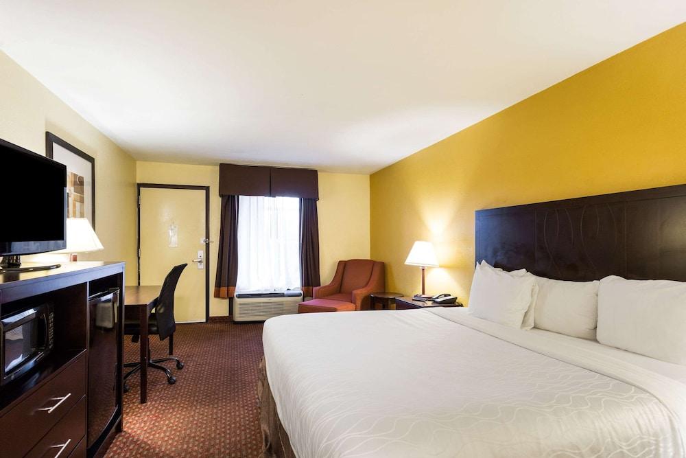 Quality Inn Indianola photo 22