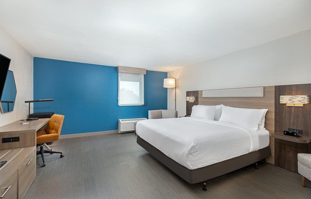 Holiday Inn Express Atlanta Airport - North by IHG photo 9