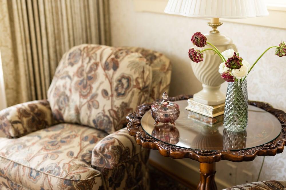 Seven Gables Inn on Monterey Bay, A Kirkwood Collection Property photo 53