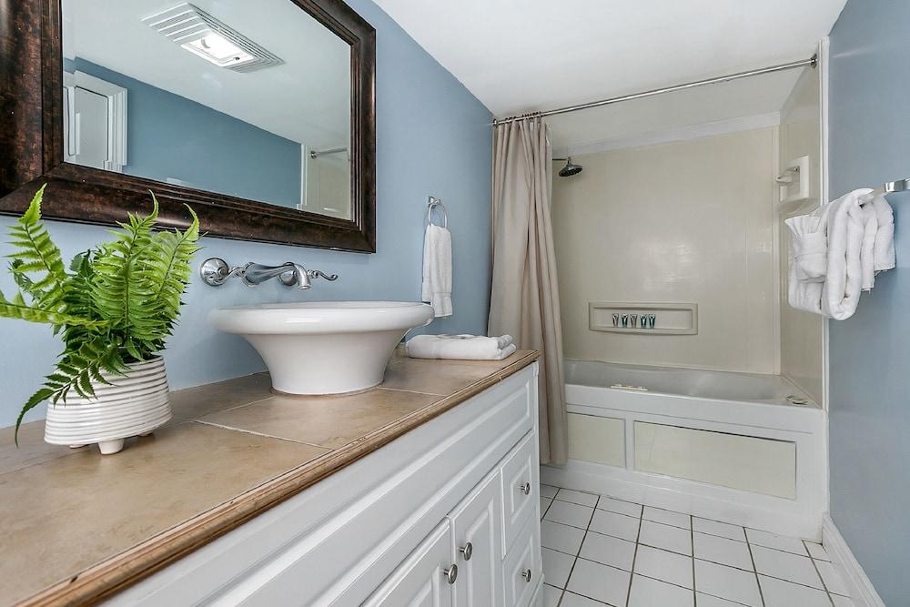 Canal Express Rooms photo 15