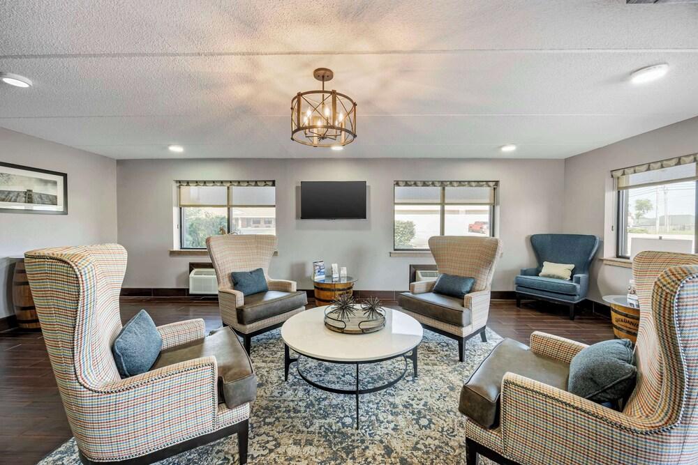 Best Western Shelbyville Inn and Suites Celebration Inn photo 3