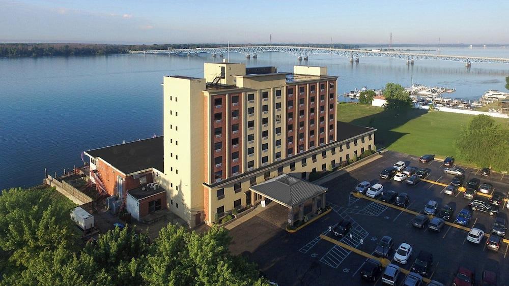 Crowne Plaza Niagara Falls NY Riverside by IHG photo 4