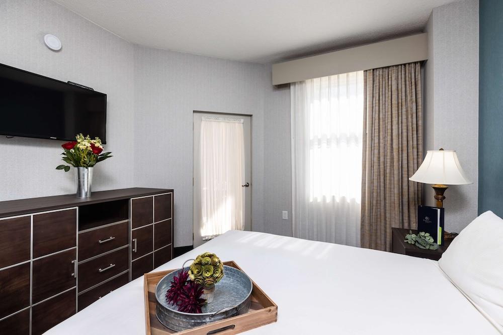 Inn at the Colonnade Baltimore - a DoubleTree by Hilton photo 28