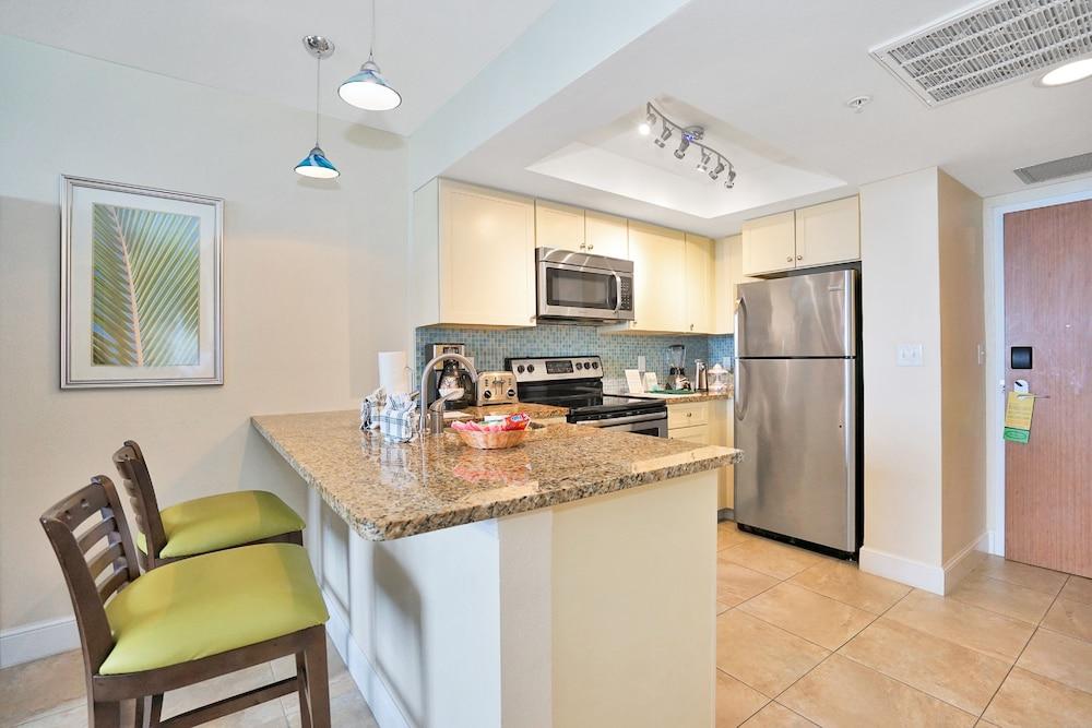 Hollywood Beach Tower photo 17