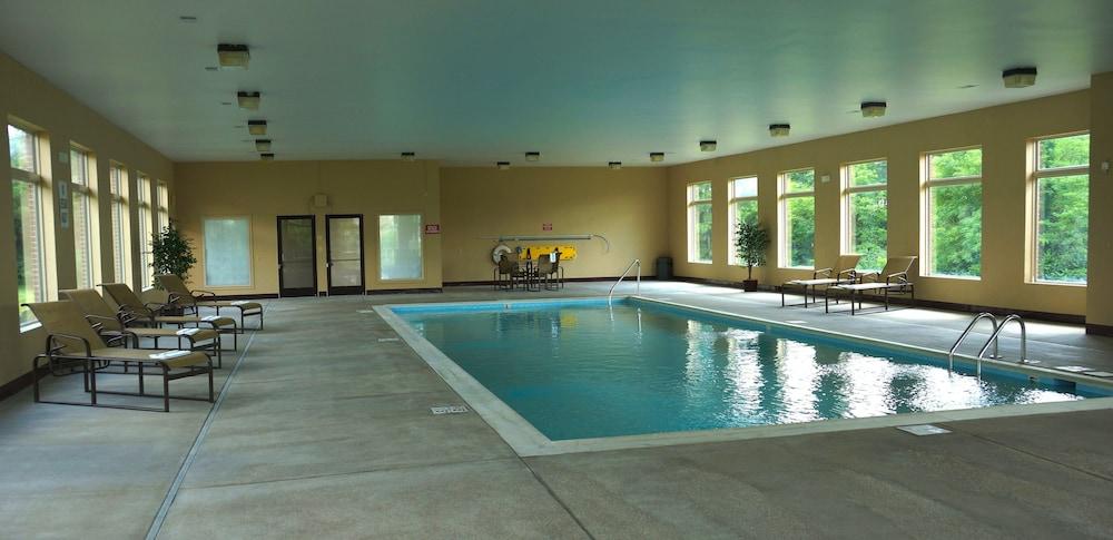 Baymont by Wyndham Richmond KY photo 56