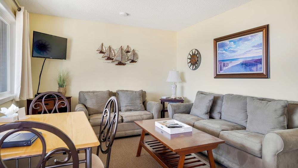 Montauk Oceanside Suites photo 5