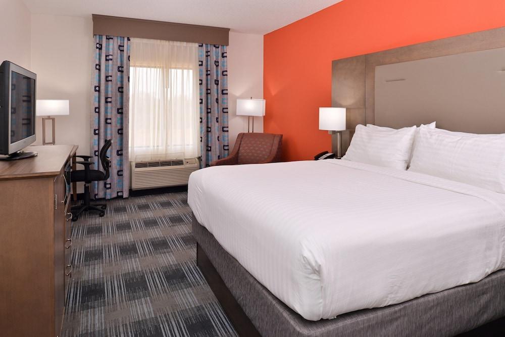 Holiday Inn Express Clanton by IHG photo 16