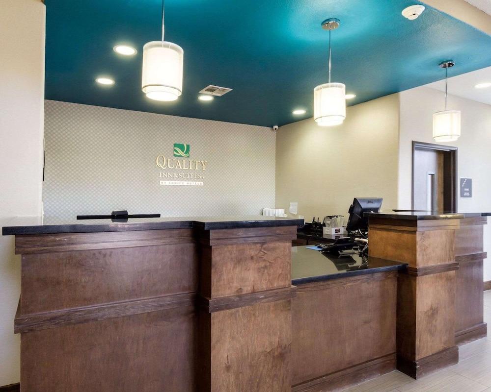Garner Hotel Victoria - East by IHG photo 16