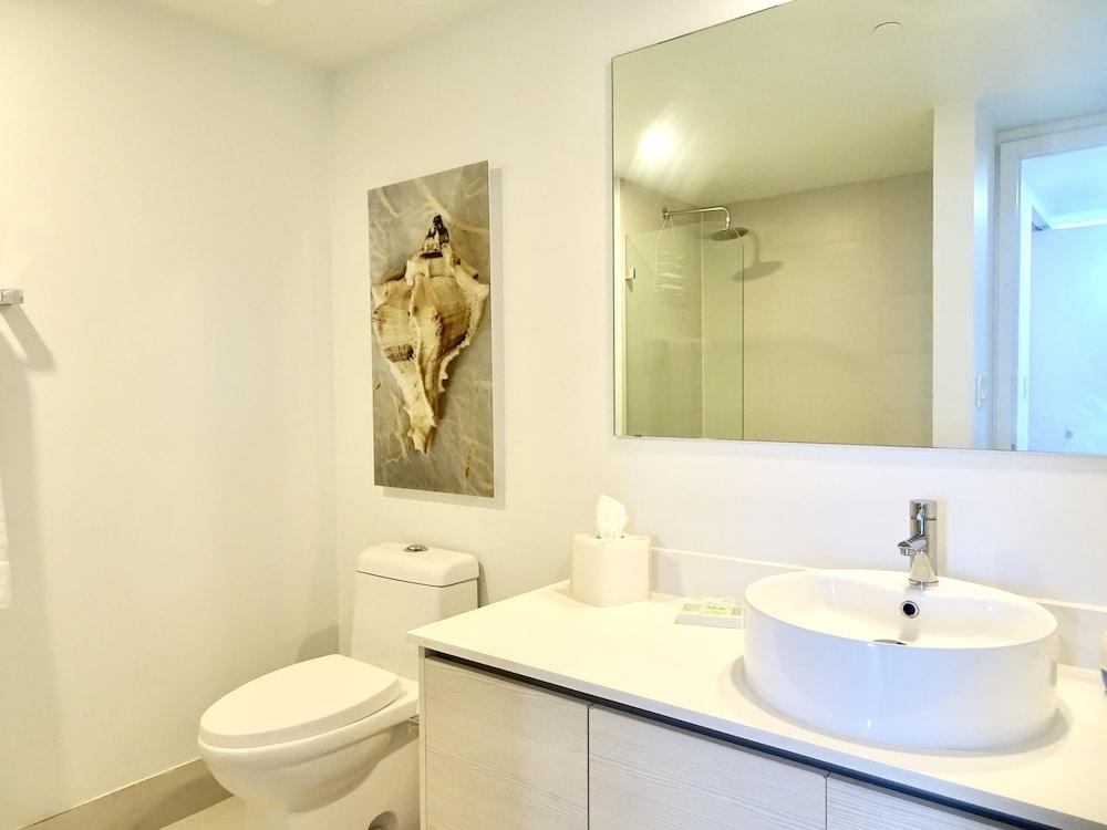 BW Luxury Suites photo 2
