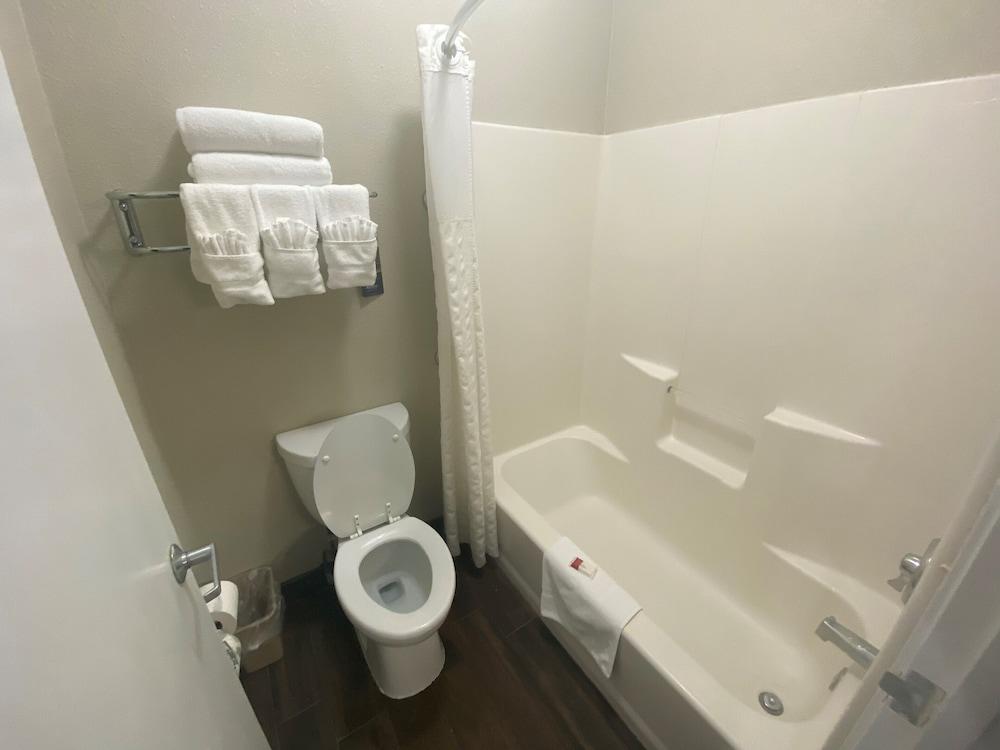 Baymont by Wyndham Colorado Springs photo 23