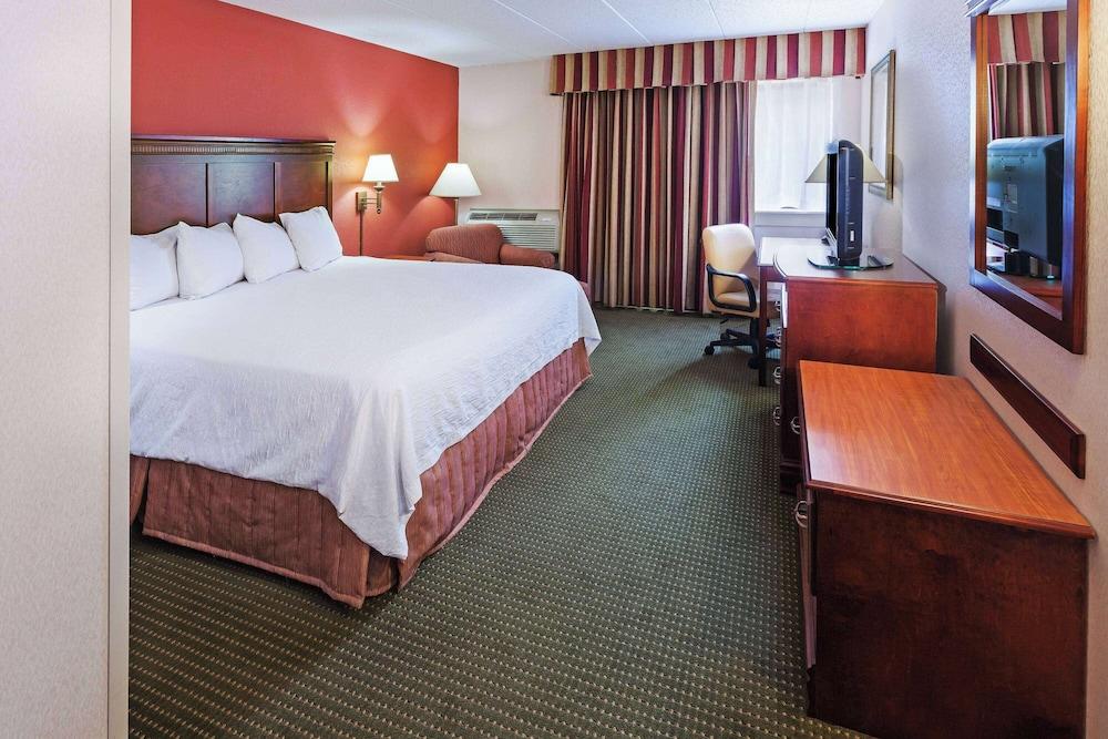 AmericInn by Wyndham Omaha photo 29
