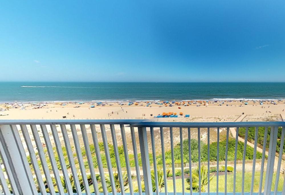Princess Royale Oceanfront Resort photo 38