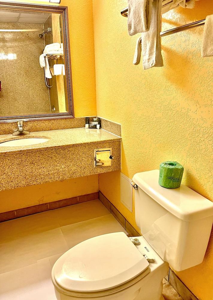 Hotel M Morgantown - WVU Area photo 14