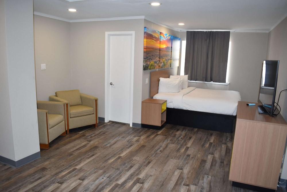Days Inn by Wyndham San Antonio Alamo/Riverwalk photo 16