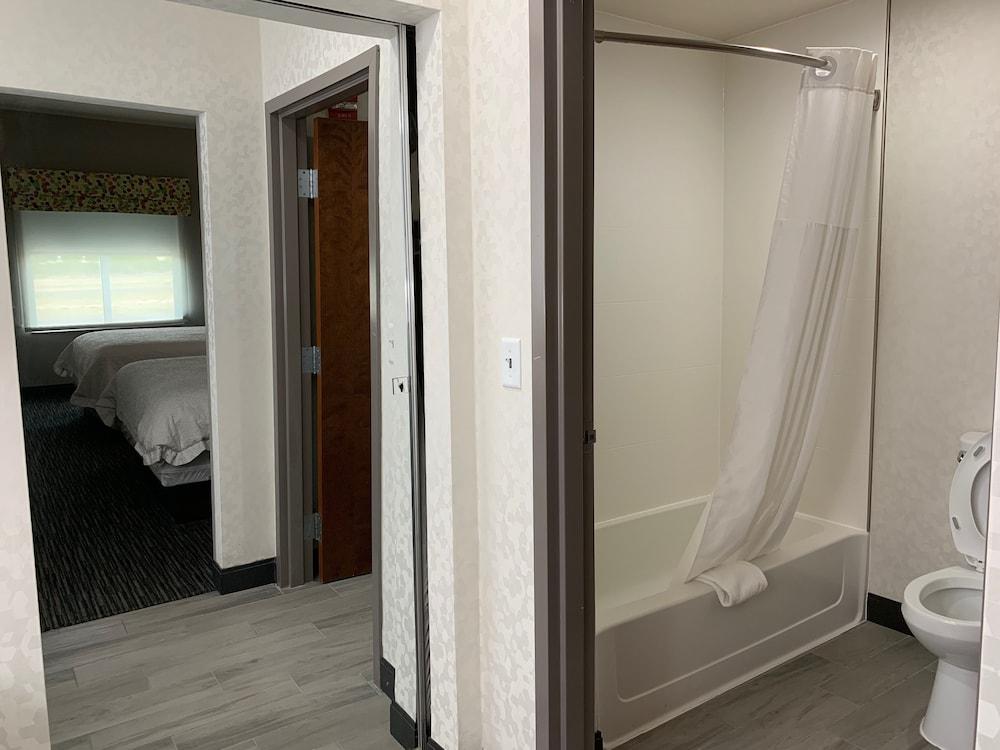 Hampton Inn Fort Stockton photo 31
