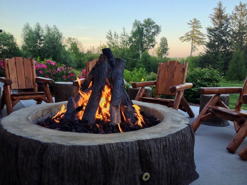 Crooked River Lodge photo 35