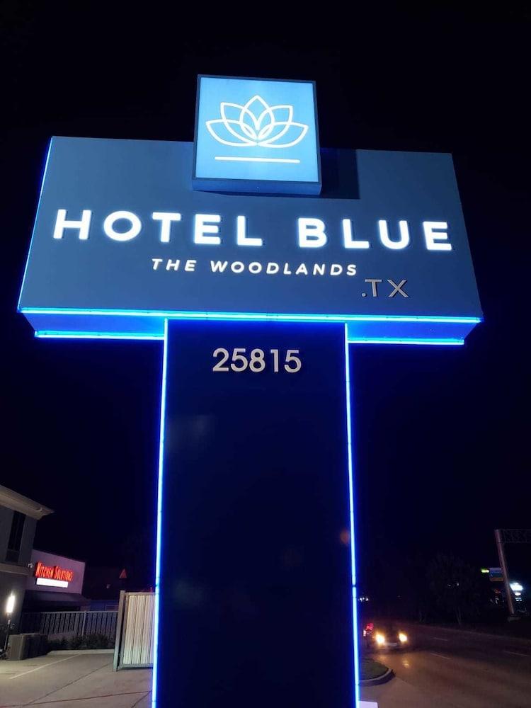 Hotel Blue - Woodlands photo 16