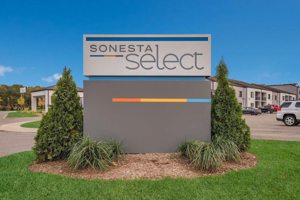 Sonesta Select Detroit Auburn Hills photo 44