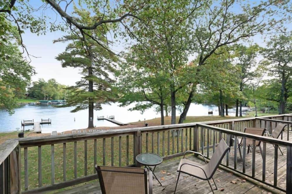 Chanticleer Inn photo 9