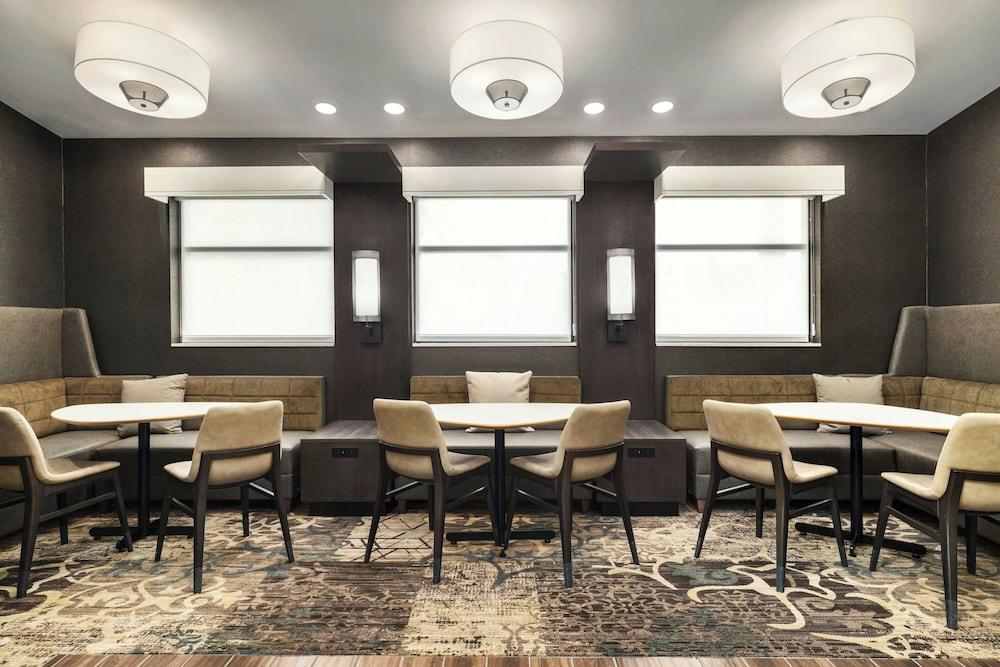 Residence Inn By Marriott Richmond Airport photo 2