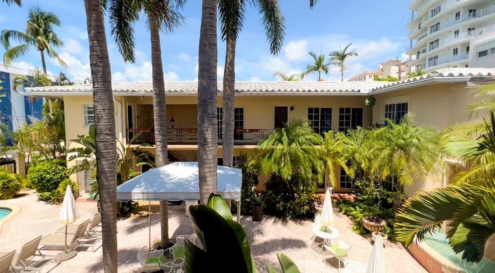 La Casa A North Beach Village Resort Hotel photo 1
