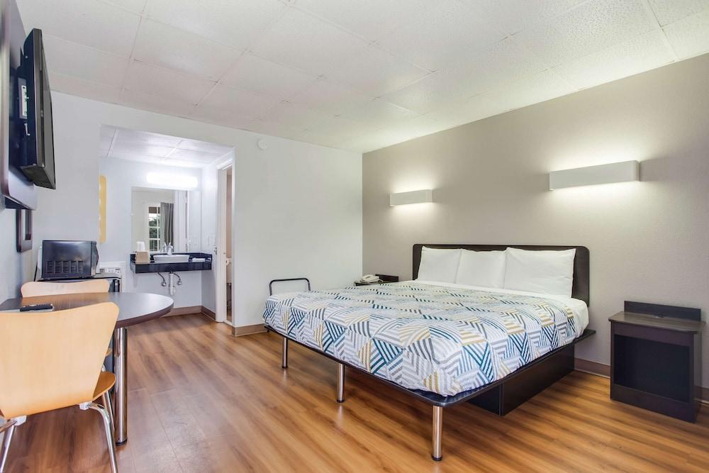 Motel 6 Walterboro, SC photo 14