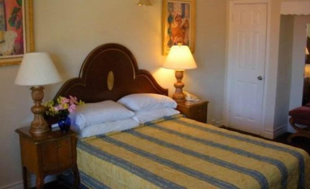 Travel Inn And Suites photo 3