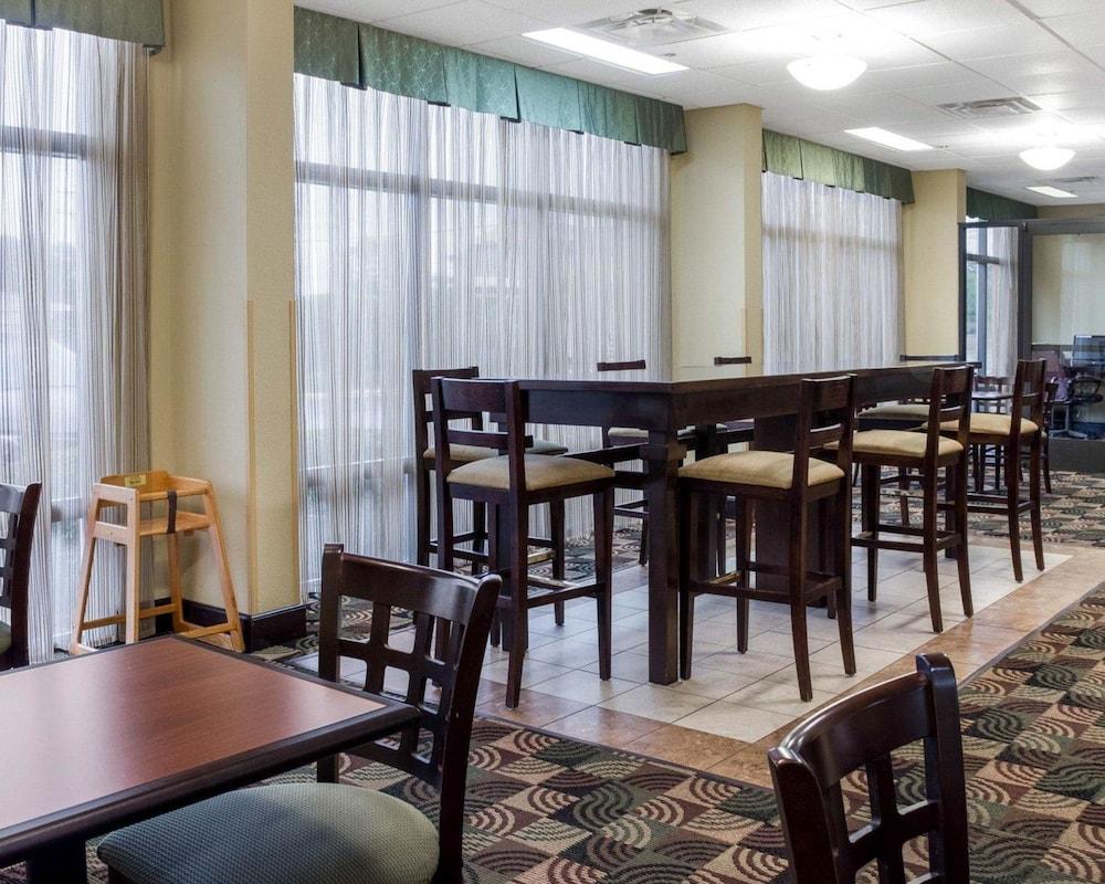 Quality Inn Cleveland, MS photo 24