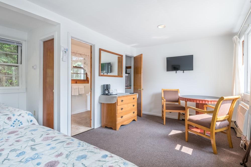 Mt Liberty Cabins and Motel photo 14