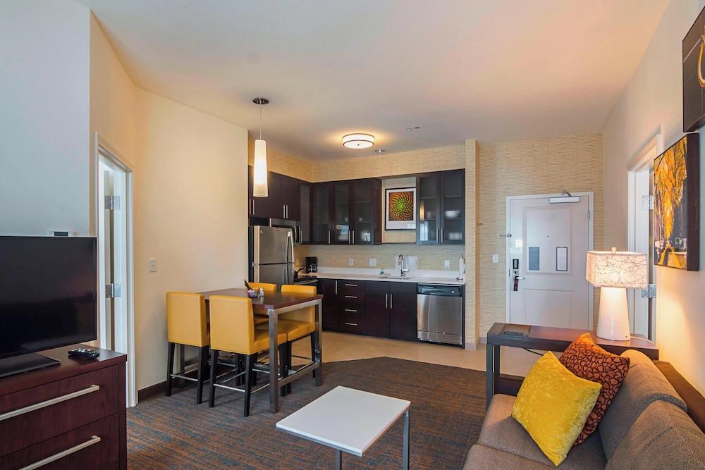 Residence Inn by Marriott Denton photo 28