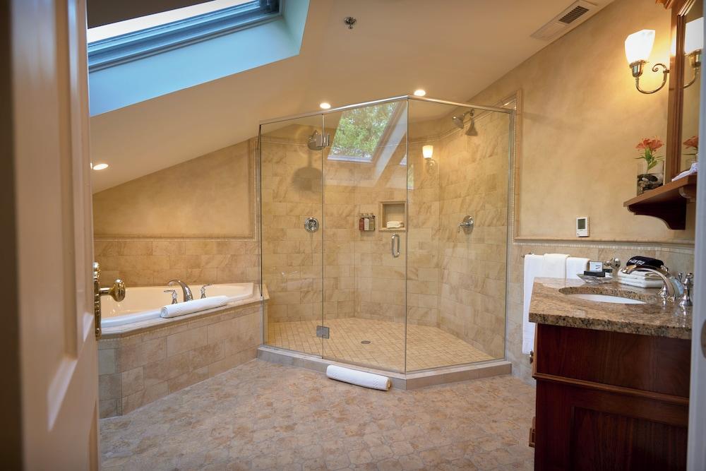 Mansion Hill Inn photo 10