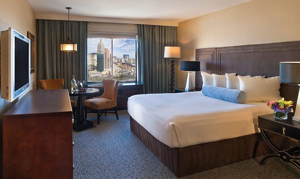 Excalibur Hotel & Casino photo 16
