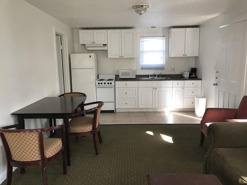 Exit 5 Resort & Condominium photo 44