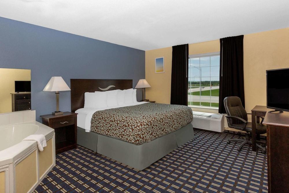 Days Inn by Wyndham Chillicothe photo 13