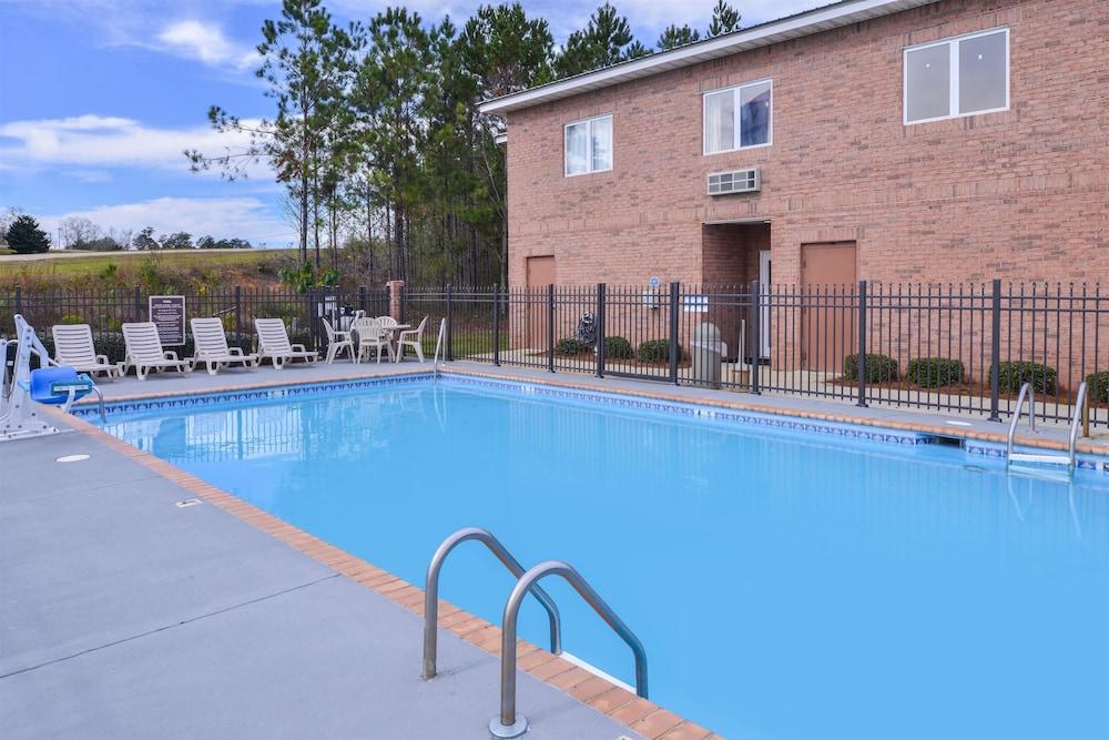 Americas Best Value Inn Wiggins photo 33