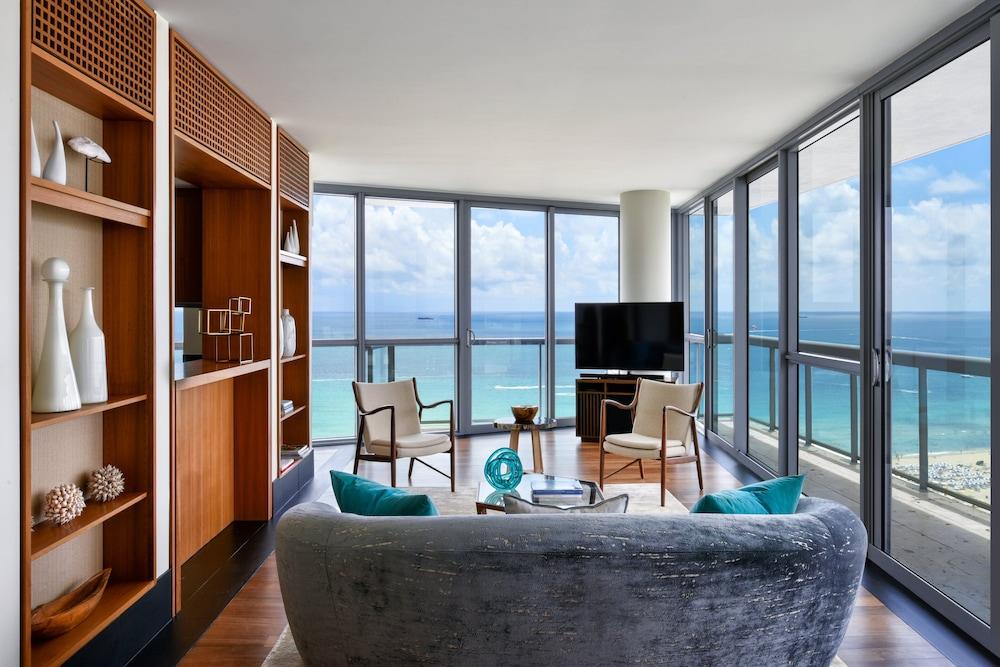 The Setai photo 59