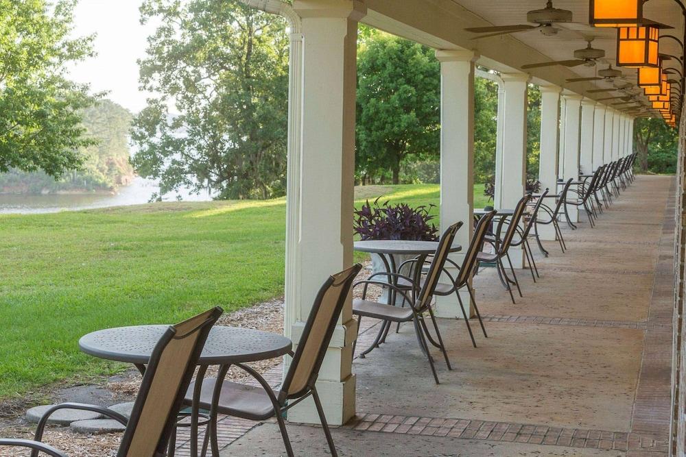 Cypress Bend Resort, a Wyndham Hotel photo 17